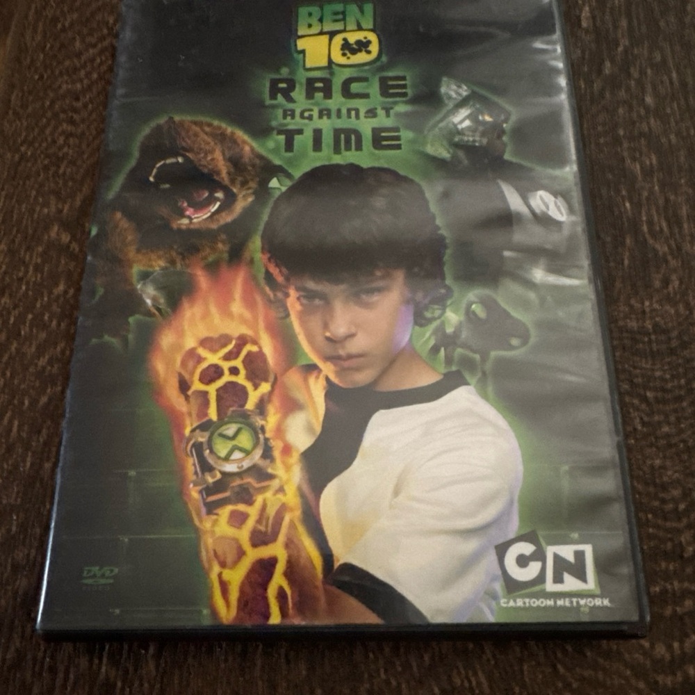 Cartoon Network Ben 10 Race Against Time DVD - Green & Black Design